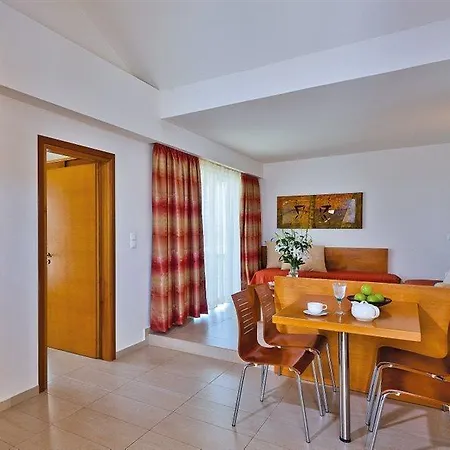 Bella Pais Hotel Maleme
