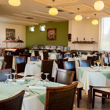 Hotel Bella Pais 4*